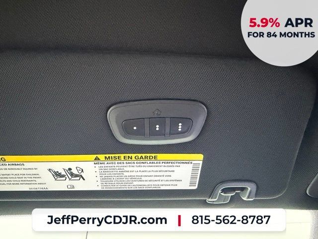 New 2027 Chrysler Pacifica Select AWD/4WD image 21