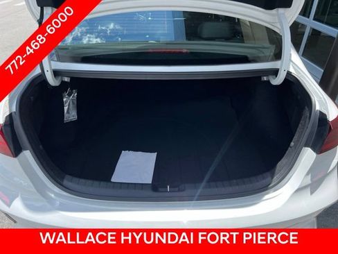 Used 2022 Kia Forte GT w/ GT Technology Package FWD image 17