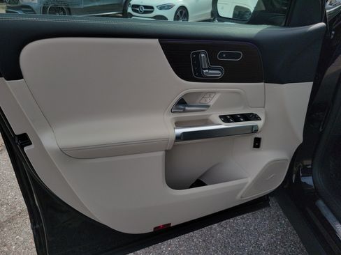 Certified 2026 Mercedes-Benz GLB 250 image 19