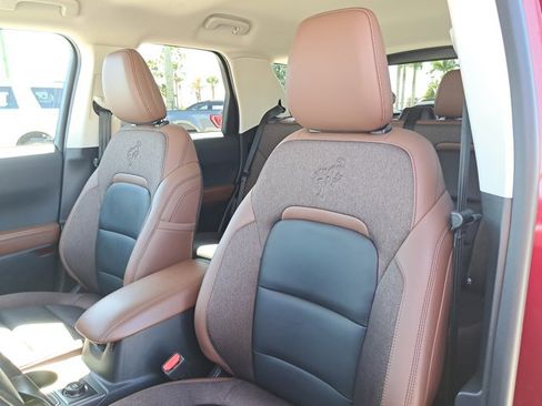 Certified 2025 Ford Bronco Sport Outer Banks w/ Outer Banks Tech Package+ image 18