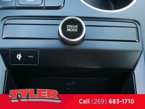 Used 2023 Kia K5 GT-Line image 35