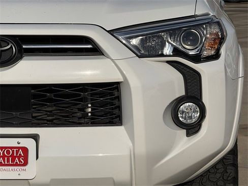 Used 2020 Toyota 4Runner SR5 image 7