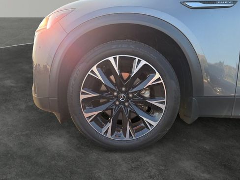 Used 2024 MAZDA CX-90 Plug-In Hybrid w/ Premium Pkg AWD/4WD image 4