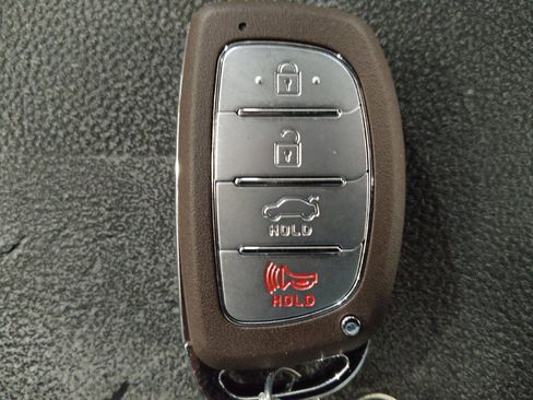 Used 2015 Hyundai Sonata Limited 2.0T image 32