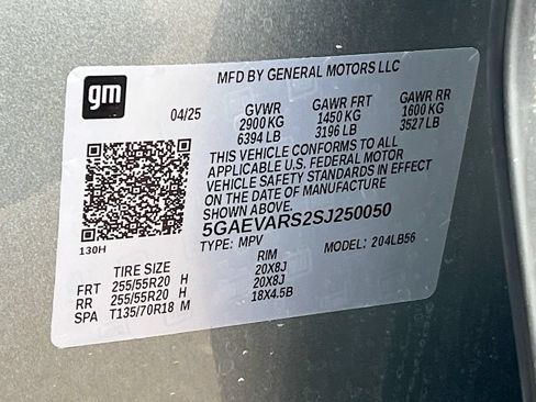 Used 2025 Buick Enclave Preferred AWD/4WD image 33