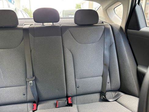 Used 2025 Kia K4 FWD image 38