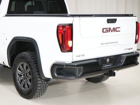 Used 2024 GMC Sierra 1500 AT4X image 37