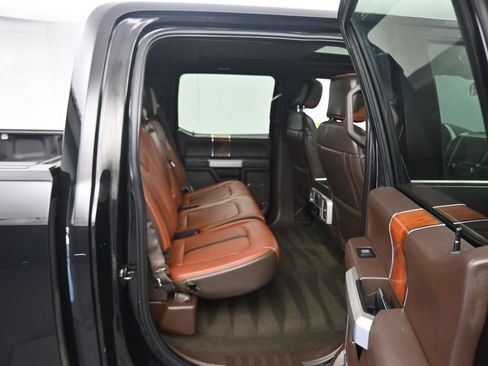Used 2019 Ford F150 King Ranch w/ Equipment Group 601A Luxury AWD/4WD image 46