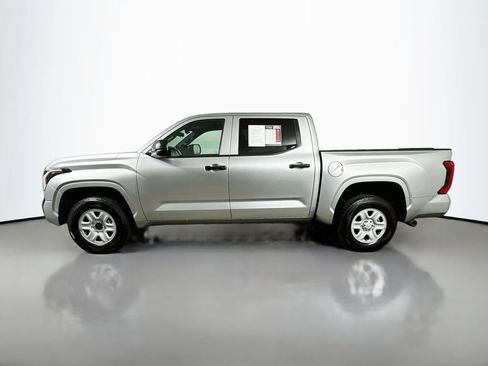 Used 2025 Toyota Tundra SR AWD/4WD image 5