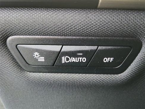 Used 2024 BMW iX xDrive50 image 40