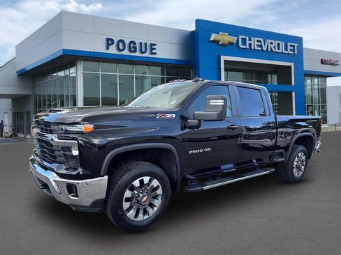 Used 2024 Chevrolet Silverado 2500 LT w/ All Star Edition AWD/4WD image 4