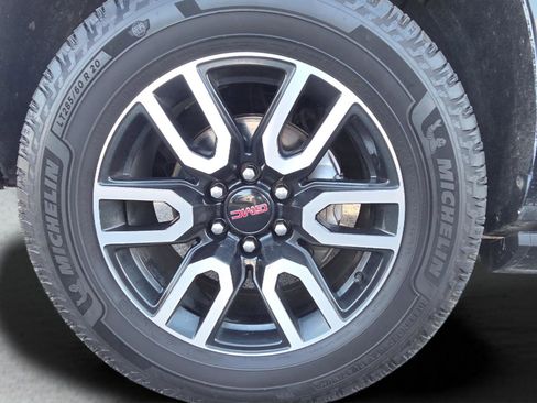 Used 2021 GMC Yukon XL AT4 w/ AT4 Premium Package image 43