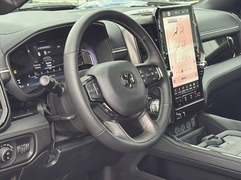 New 2026 RAM 1500 Limited image 10