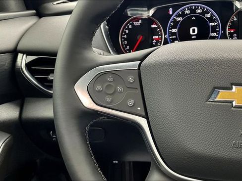 Used 2023 Chevrolet Traverse High Country image 12