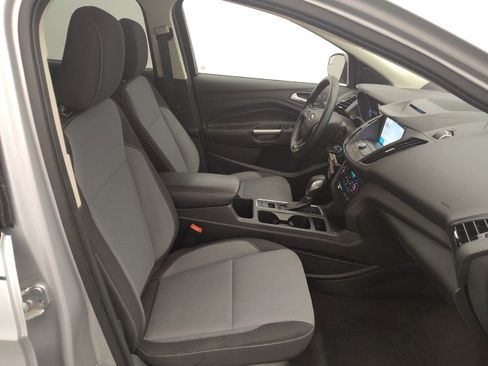 Used 2018 Ford Escape SE w/ SE Sync 3 Package AWD/4WD image 21