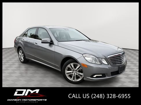 Used 2010 Mercedes-Benz E 350 Sedan image 1