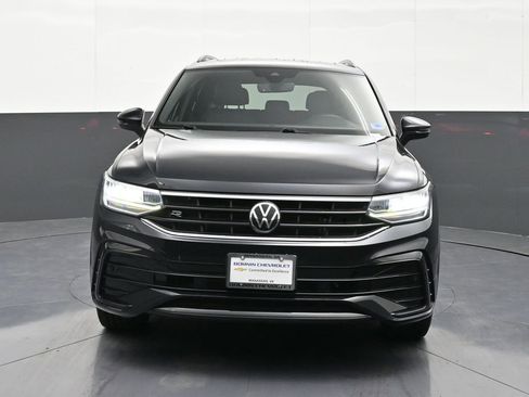 Used 2022 Volkswagen Tiguan SE R-Line FWD image 8