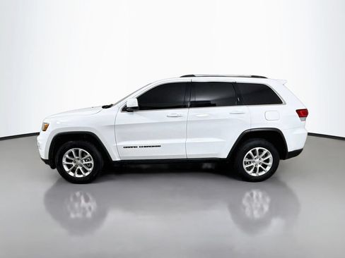 Used 2021 Jeep Grand Cherokee Laredo X AWD/4WD image 4