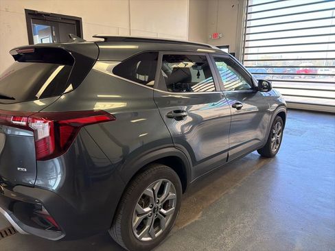 Used 2024 Kia Seltos S image 6