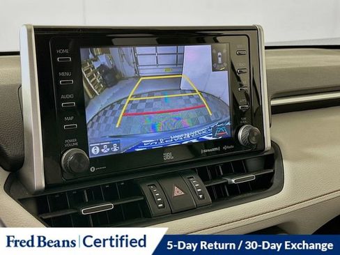 Used 2019 Toyota RAV4 Limited image 15