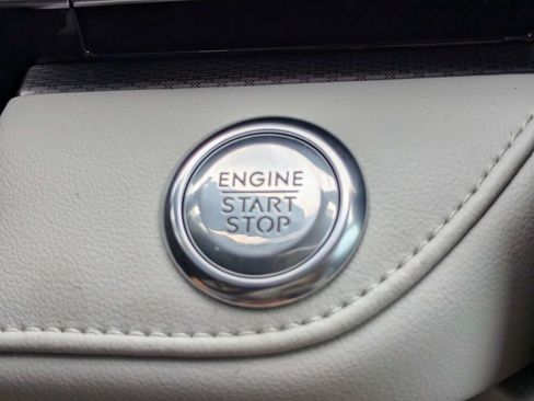 New 2026 Lincoln Nautilus Premier AWD/4WD image 30