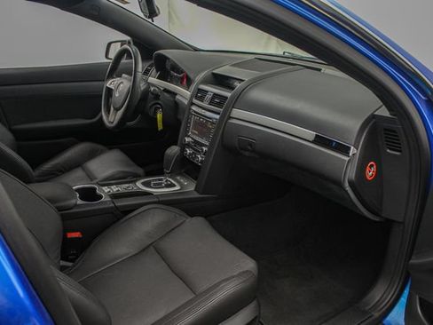 Used 2009 Pontiac G8 GT w/ Premium Package RWD image 24