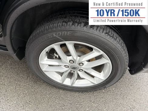 Used 2024 Dodge Durango GT image 12