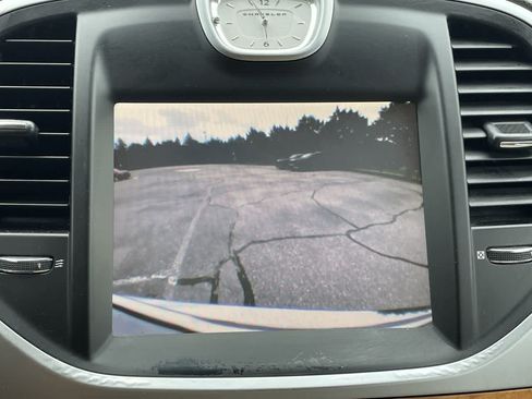 Used 2014 Chrysler 300 C AWD/4WD image 28