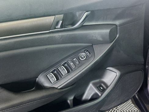 Used 2019 Honda Accord LX image 15