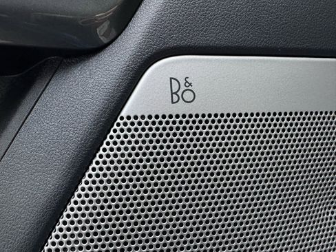 Used 2022 Ford F150 Lariat w/ Equipment Group 502A High image 16