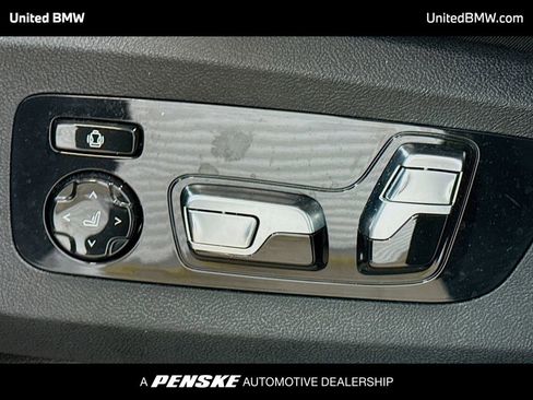 Used 2025 BMW X5 xDrive40i image 4