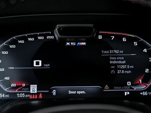 Used 2020 BMW X5 M Competition w/ Executive Package image 28