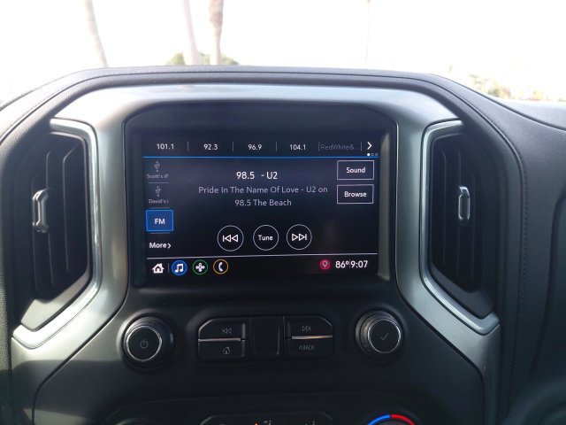 Used 2021 Chevrolet Silverado 1500 LT AWD/4WD image 21