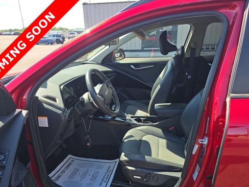 Used 2023 Kia Niro EX FWD image 5