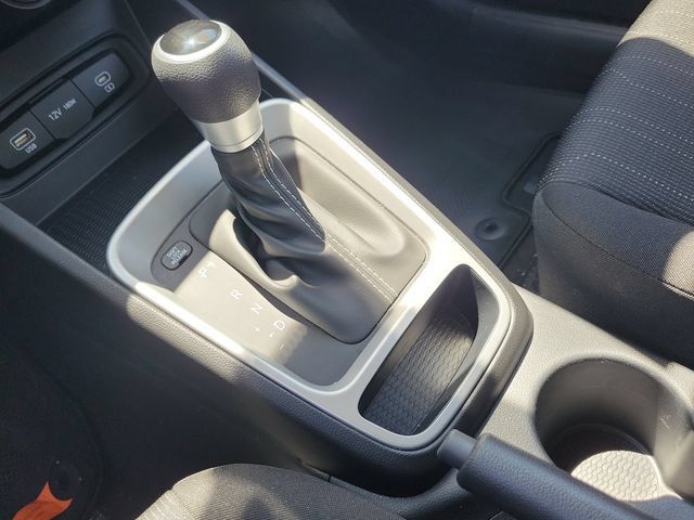 Certified 2026 Hyundai Venue SE FWD image 16
