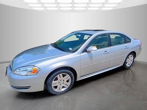 Used 2015 Chevrolet Impala LT w/ LT Sunroof Package FWD image 5