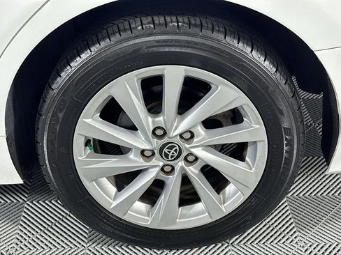 Used 2023 Toyota Camry LE FWD image 10