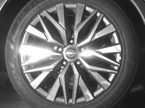 Used 2025 Nissan Altima 2.5 SV image 15