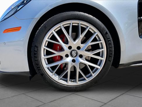 Used 2022 Porsche Panamera 4S AWD/4WD image 10