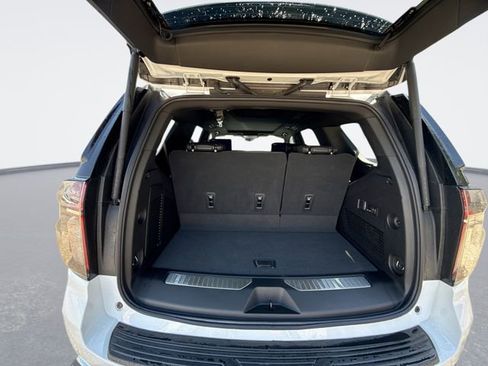 Used 2023 Chevrolet Tahoe High Country w/ Advanced Technology Package AWD/4WD image 26