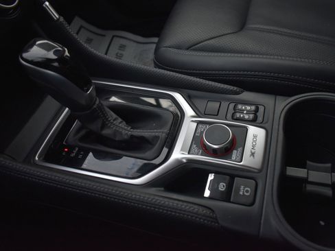 Used 2022 Subaru Forester Limited w/ Popular Package #2 image 30