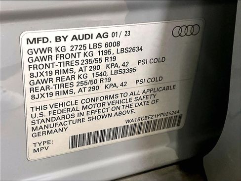 Used 2023 Audi Q4 e-tron Premium Plus w/ Premium Plus image 35