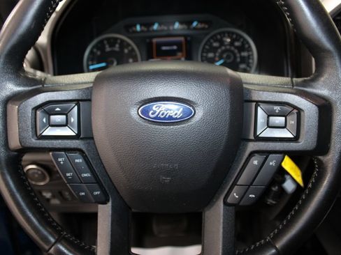 Used 2019 Ford F150 XLT w/ Equipment Group 302A Luxury AWD/4WD image 37