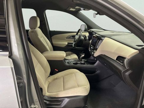 Used 2023 Chevrolet Traverse LT w/ LPO, Cargo Package AWD/4WD image 22