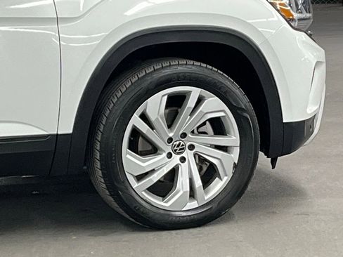 Used 2023 Volkswagen Atlas SE image 42