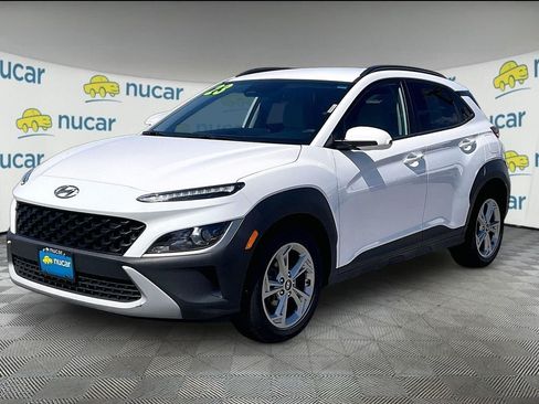 Used 2023 Hyundai Kona SEL FWD image 3