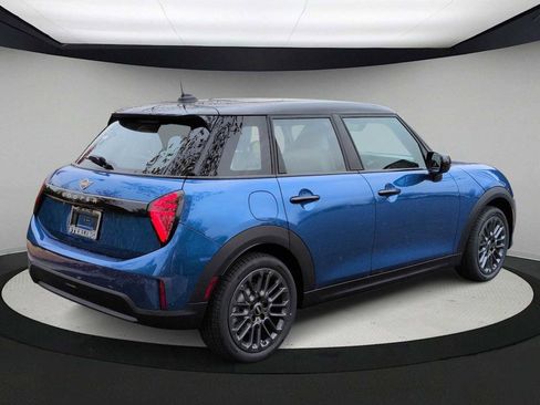 New 2026 MINI Cooper 4-Door Hardtop image 8
