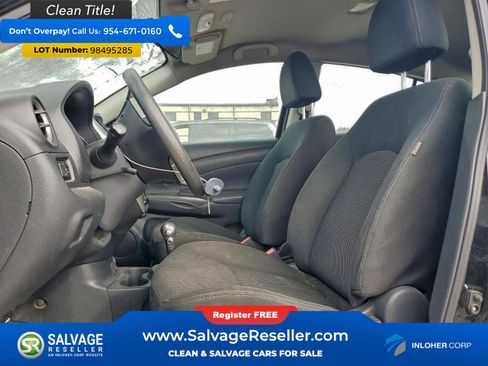 Used 2019 Nissan Versa SV image 9