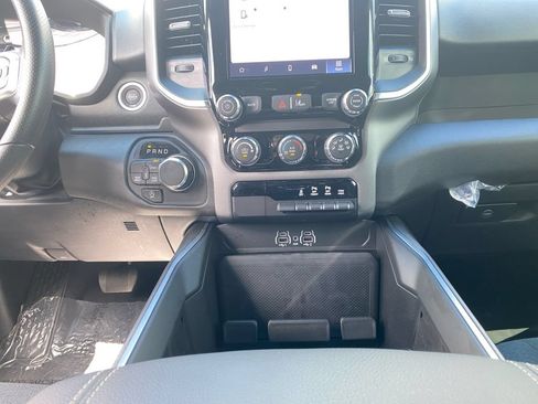 Used 2026 RAM 1500 Express AWD/4WD image 11