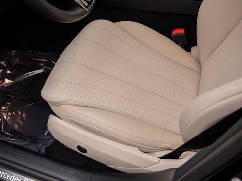 Used 2025 Mercedes-Benz E 350 4MATIC Sedan w/ Winter Package image 14